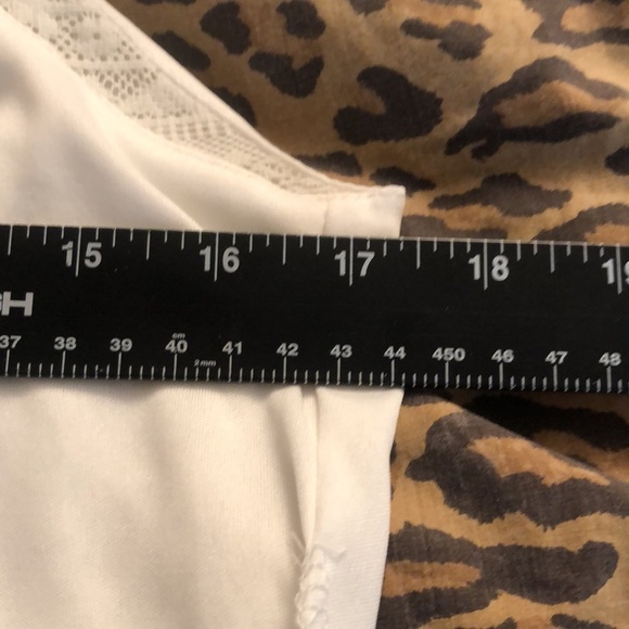 Estam size Medium ivory lace lined  thru thigh dress with stretch - Picture 10 of 10